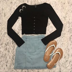 🦋 Ribbed Square Neck/ Faux Button Up Long Sleeve✨